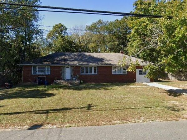 960 Ferndale Boulevard , Central Islip, NY 11722