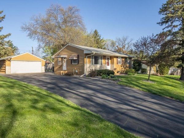 616 Martha Lane , Woodbury, MN 55125