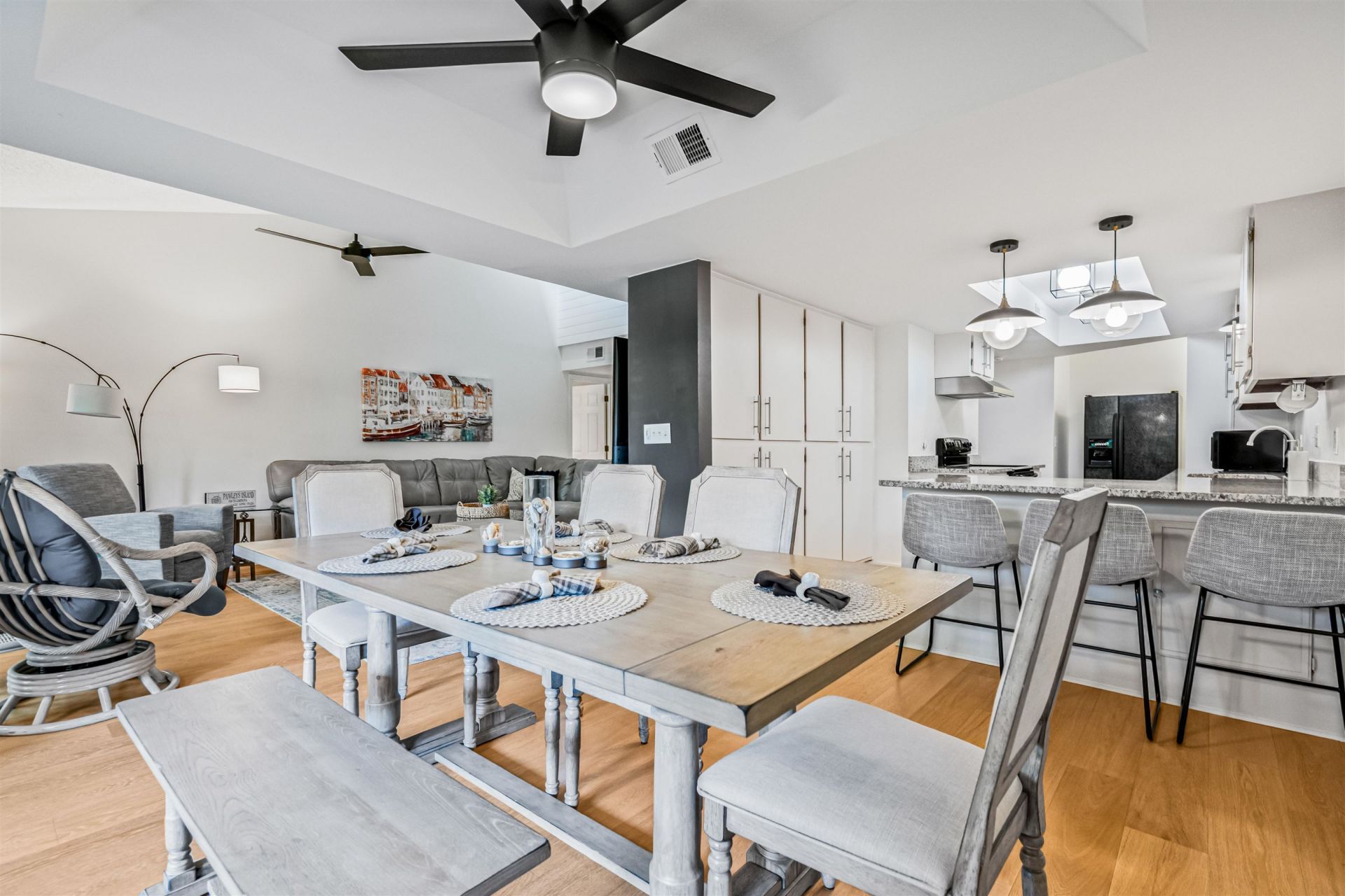 290 Tall Pines Way Photo 8