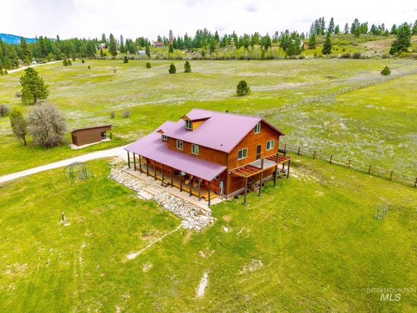 99 Meadow Drive, Idaho City, ID 83631