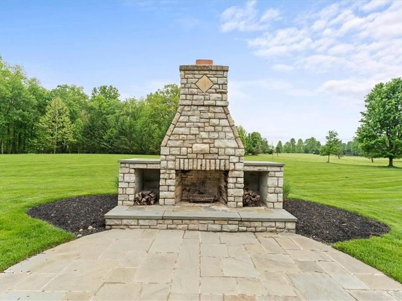 9020 Whisperinghill Drive, Indian Hill, OH 45242 Photo 91