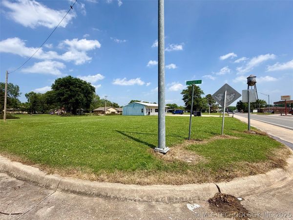 Schely Street , Vian, OK 74962