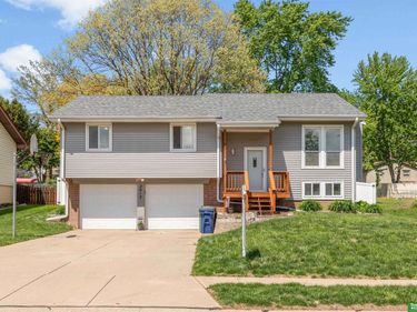 2612 Ponderosa Drive, Bellevue, NE 68123