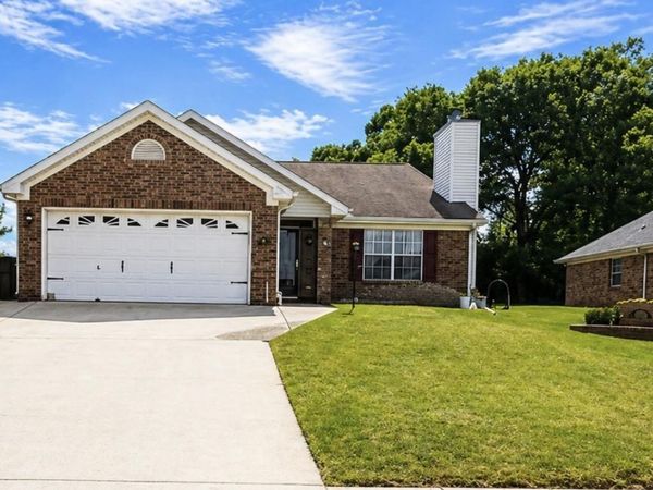 125 Bremerton Drive SW, Huntsville, AL 35824