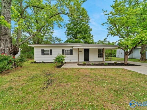 2210 Evans Drive NW, Huntsville, AL 35810