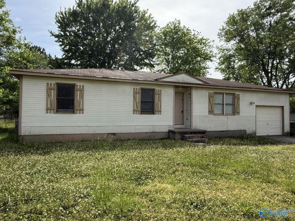 1908 Catchings Drive, Huntsville, AL 35801
