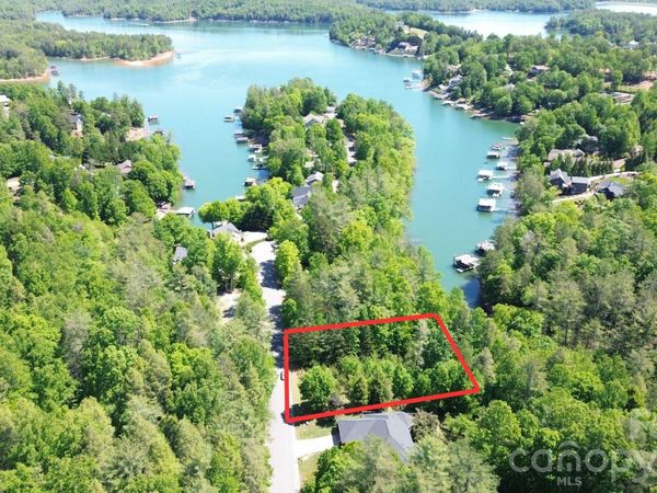 2 Lentz Landing Lane, Nebo, NC 28761