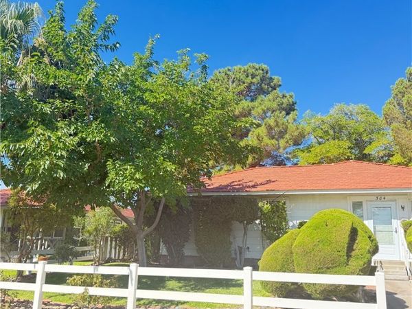 504 Cherry Street, Boulder City, NV 89005