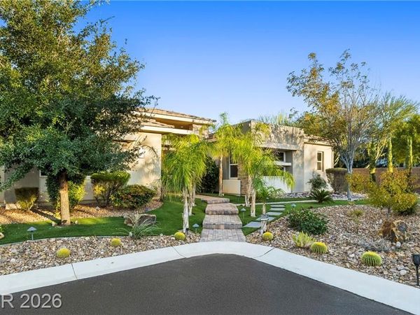 8396 Sweetwater Creek Way , Las Vegas, NV 89113