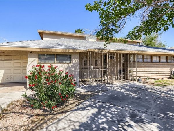 1221 S 17th Street , Las Vegas, NV 89104
