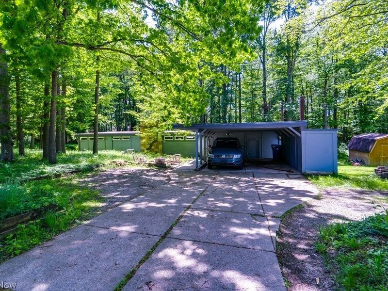 7700 Webster Road, Middleburg Heights, OH 44130 Photo 1