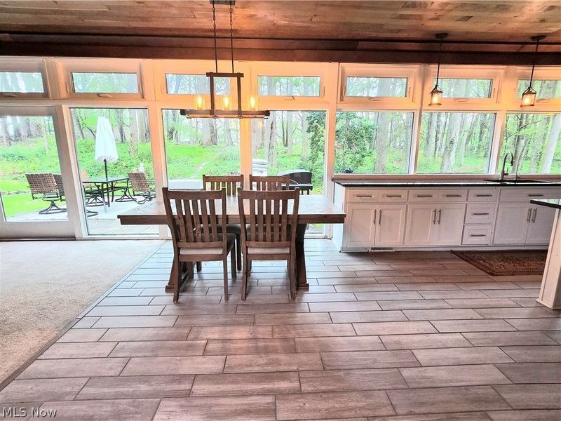 7700 Webster Road, Middleburg Heights, OH 44130 Photo 13