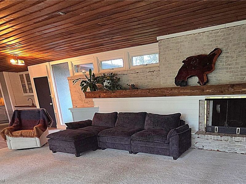 7700 Webster Road, Middleburg Heights, OH 44130 Photo 27