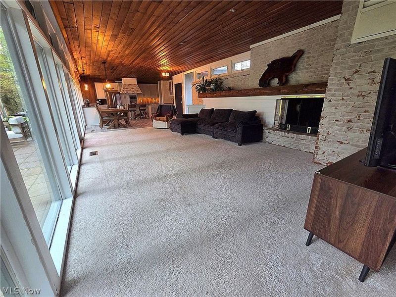7700 Webster Road, Middleburg Heights, OH 44130 Photo 41
