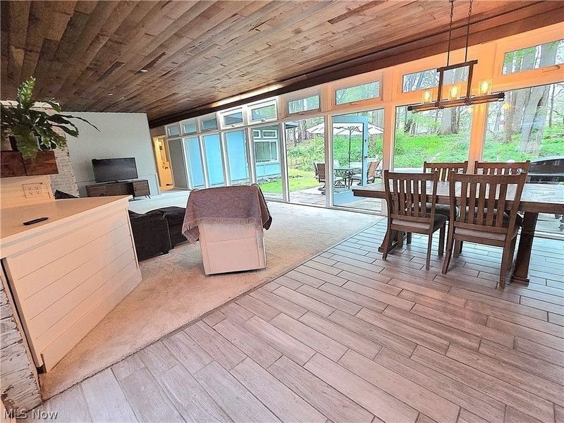 7700 Webster Road, Middleburg Heights, OH 44130 Photo 9