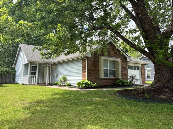 4053 Cambray Drive , Fayetteville, AR 72703
