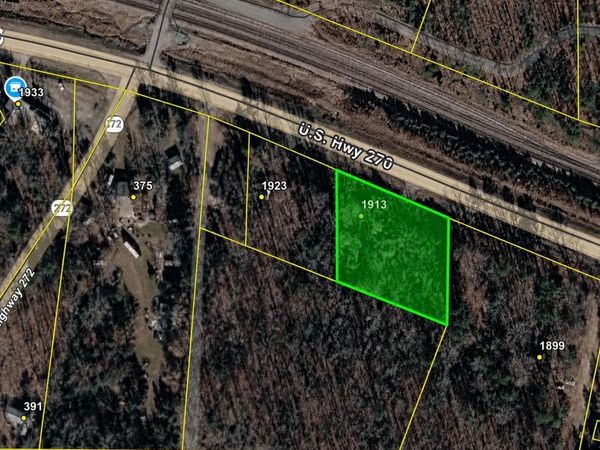 1913 Highway 270 , Mena, AR 71953