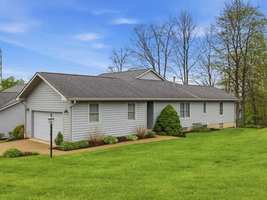 1806 Olde Post Rd, Ashland, OH 44805