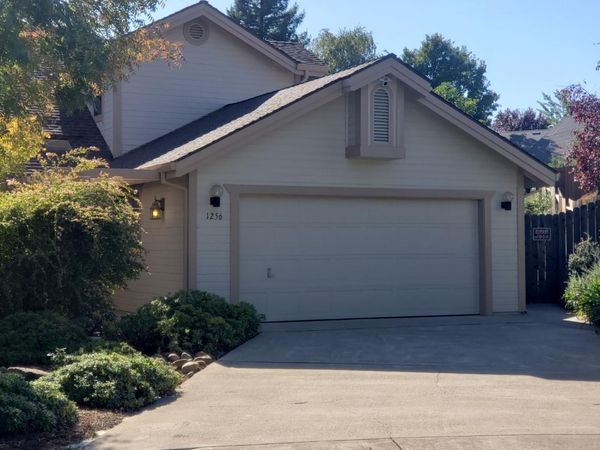 1256 Saddle Ct, Auburn, CA 95603