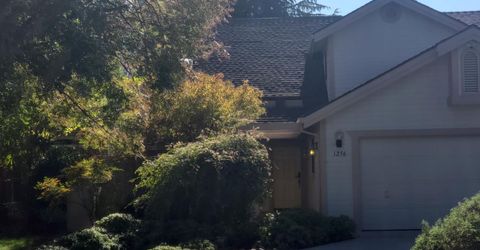 1256 Saddle Ct, Auburn, CA 95603 Photo