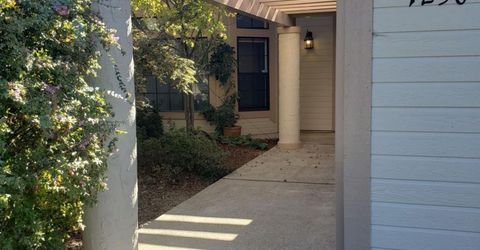 1256 Saddle Ct, Auburn, CA 95603 Photo