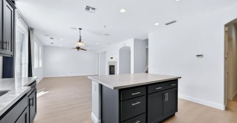 5316 Lotus Pond Way, Elk Grove, CA 95757 Photo