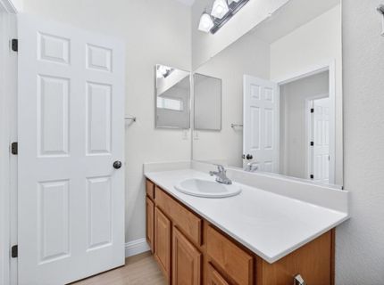 5316 Lotus Pond Way, Elk Grove, CA 95757 Photo