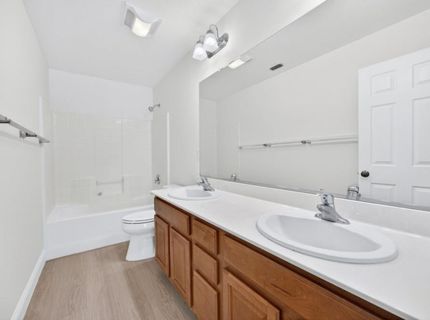 5316 Lotus Pond Way, Elk Grove, CA 95757 Photo