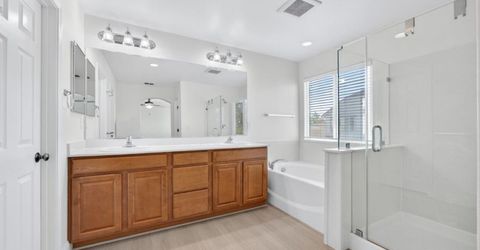 5316 Lotus Pond Way, Elk Grove, CA 95757 Photo
