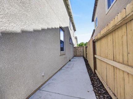 5316 Lotus Pond Way, Elk Grove, CA 95757 Photo