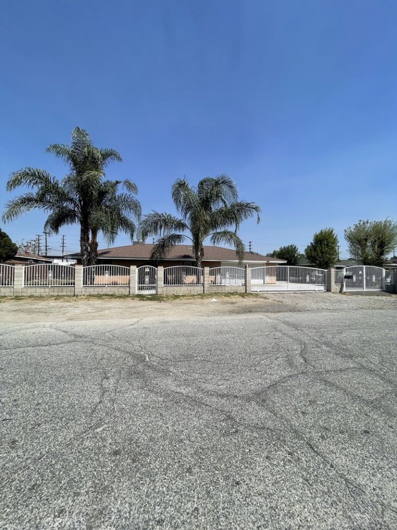 18750 14th, Bloomington, CA 92316 Main Photo