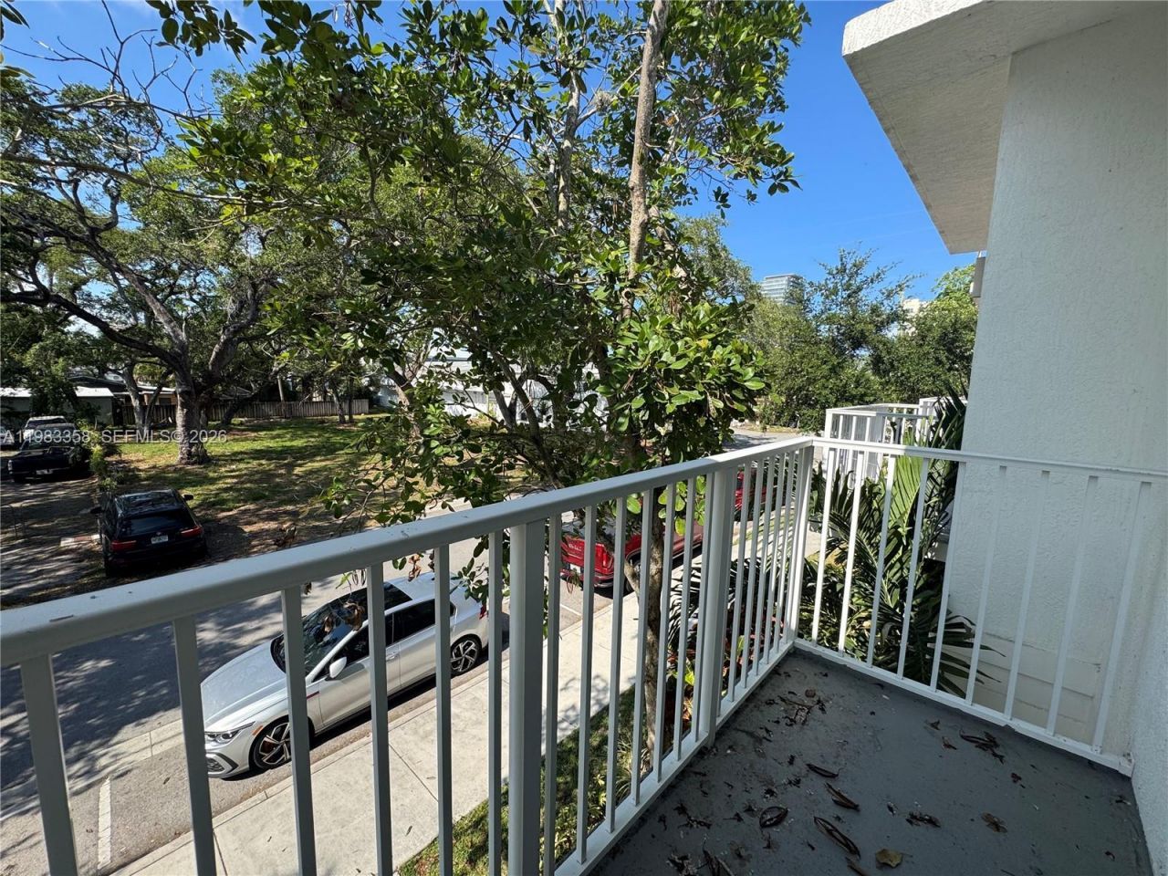2630 NE 213 St, Unit 105, Miami, FL 33180 Photo