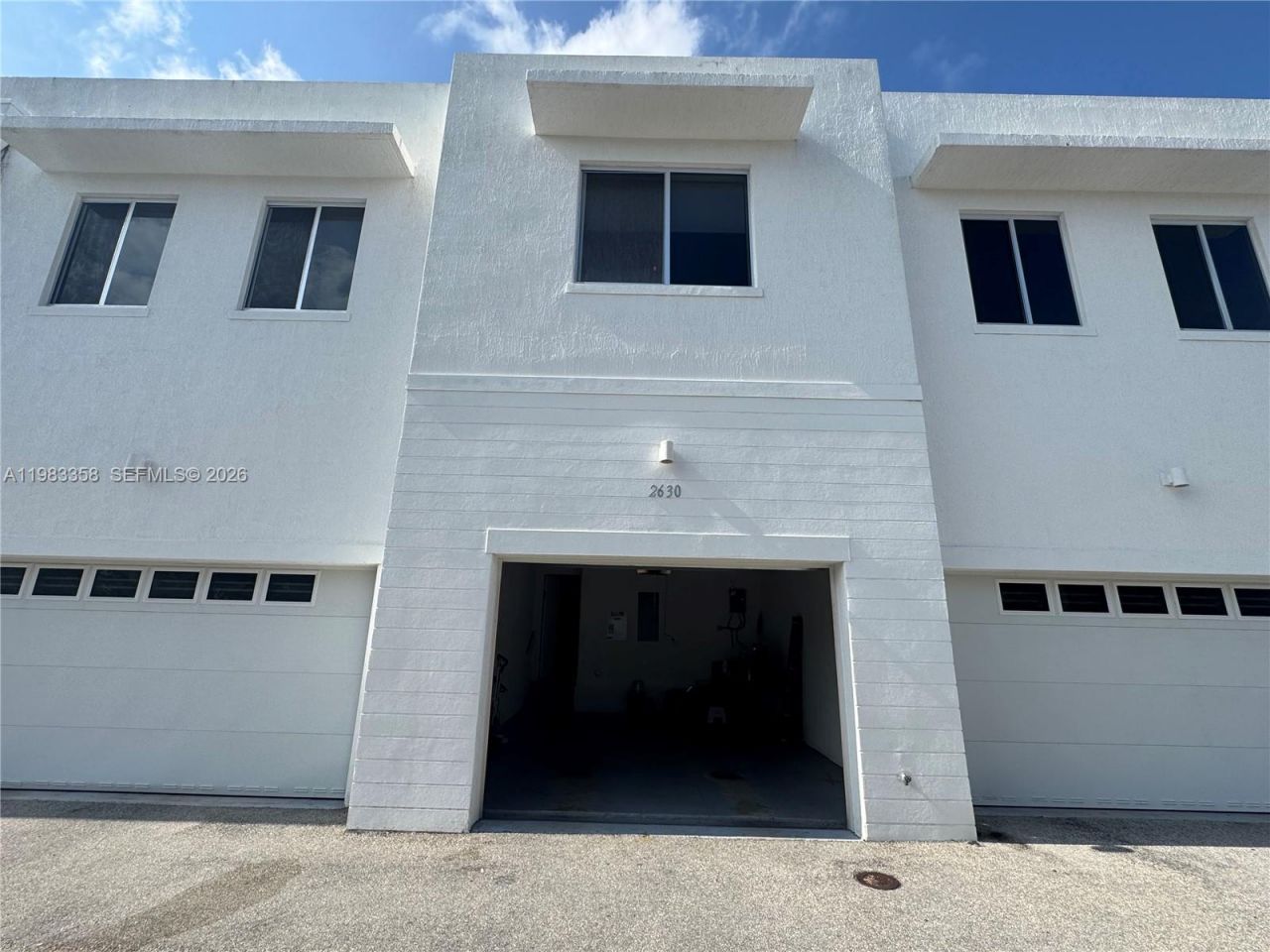 2630 NE 213 St, Unit 105, Miami, FL 33180 Photo