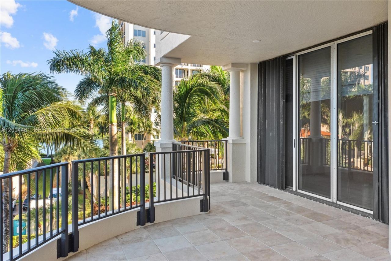 13621 Deering Bay Dr, Unit 304, Coral Gables, FL 33158 Photo