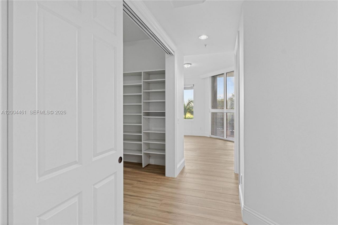13621 Deering Bay Dr, Unit 304, Coral Gables, FL 33158 Photo