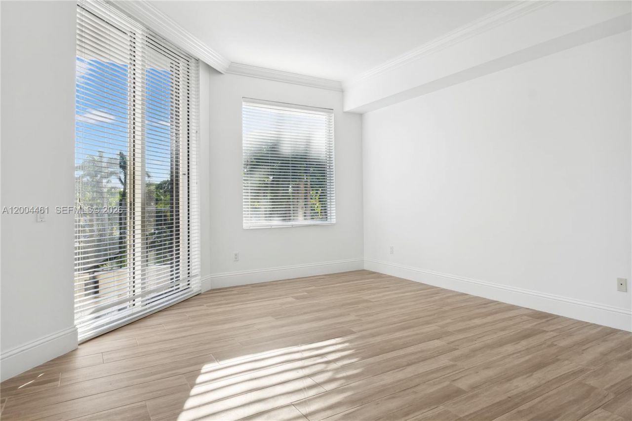 13621 Deering Bay Dr, Unit 304, Coral Gables, FL 33158 Photo