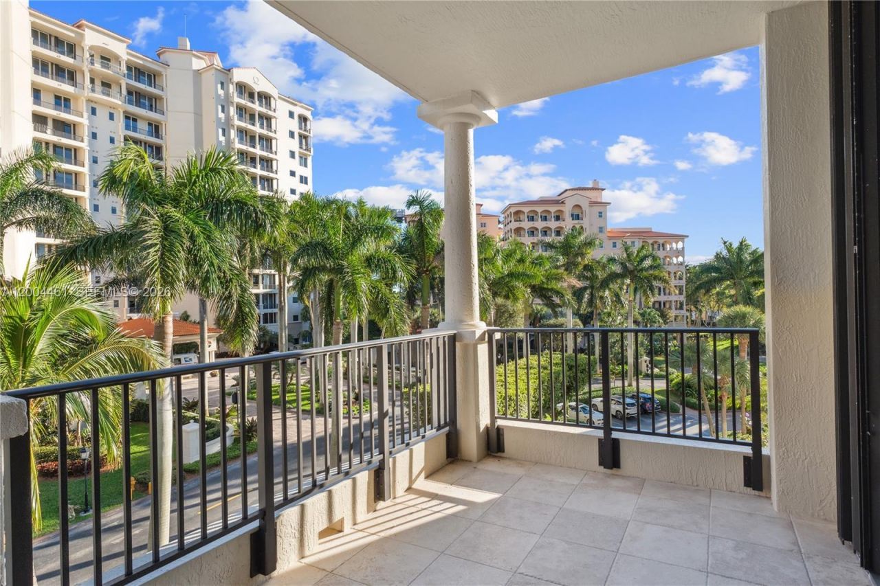 13621 Deering Bay Dr, Unit 304, Coral Gables, FL 33158 Photo