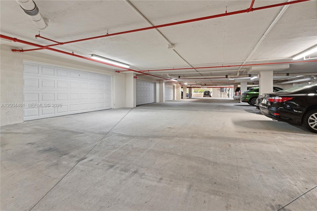 13621 Deering Bay Dr, Unit 304, Coral Gables, FL 33158 Photo