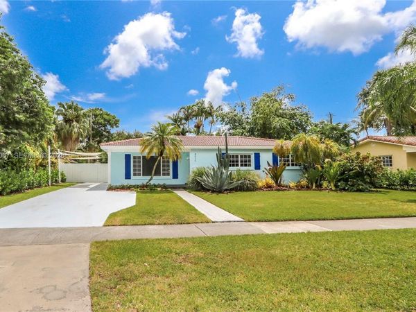 8035 SW 63rd Pl , South Miami, FL 33143