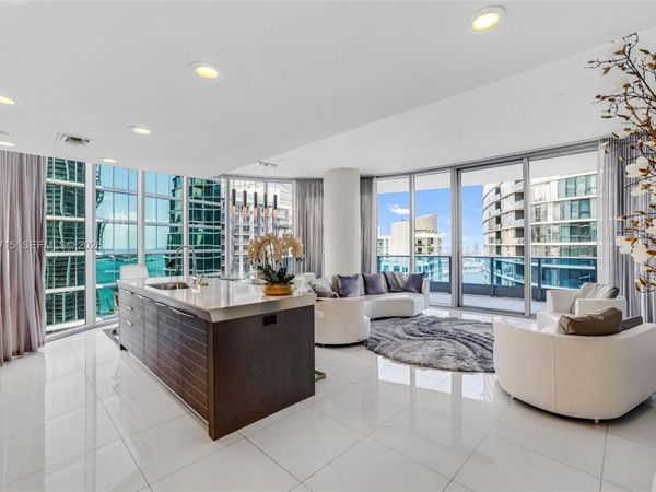 200 Biscayne Boulevard Way , Unit 4401, Miami, FL 33131