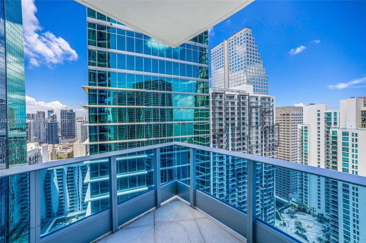 200 Biscayne Boulevard Way , Unit 4401, Miami, FL 33131 Photo