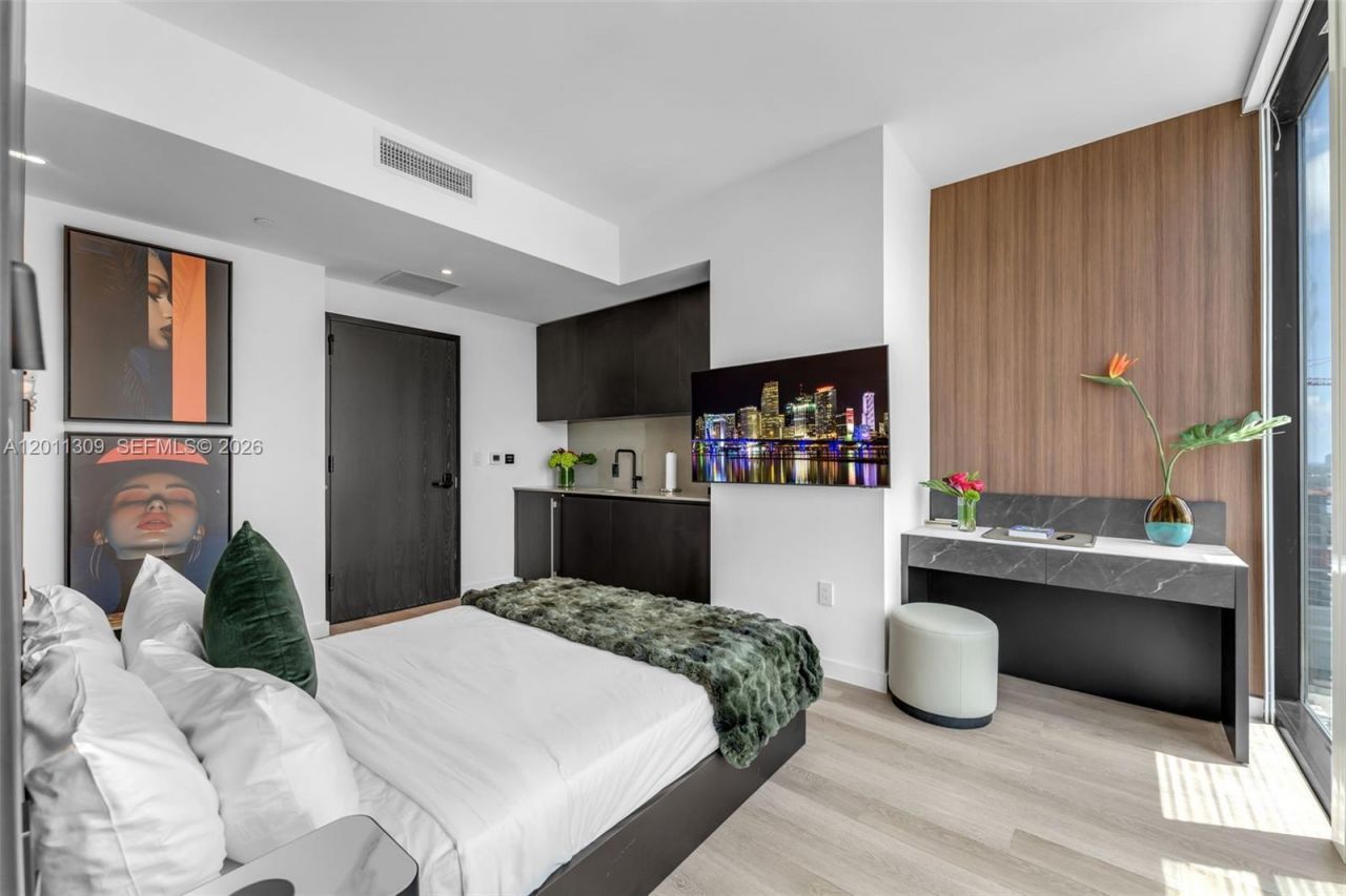 20 NE 11 St, Unit 3410, Miami, FL 33132 Photo