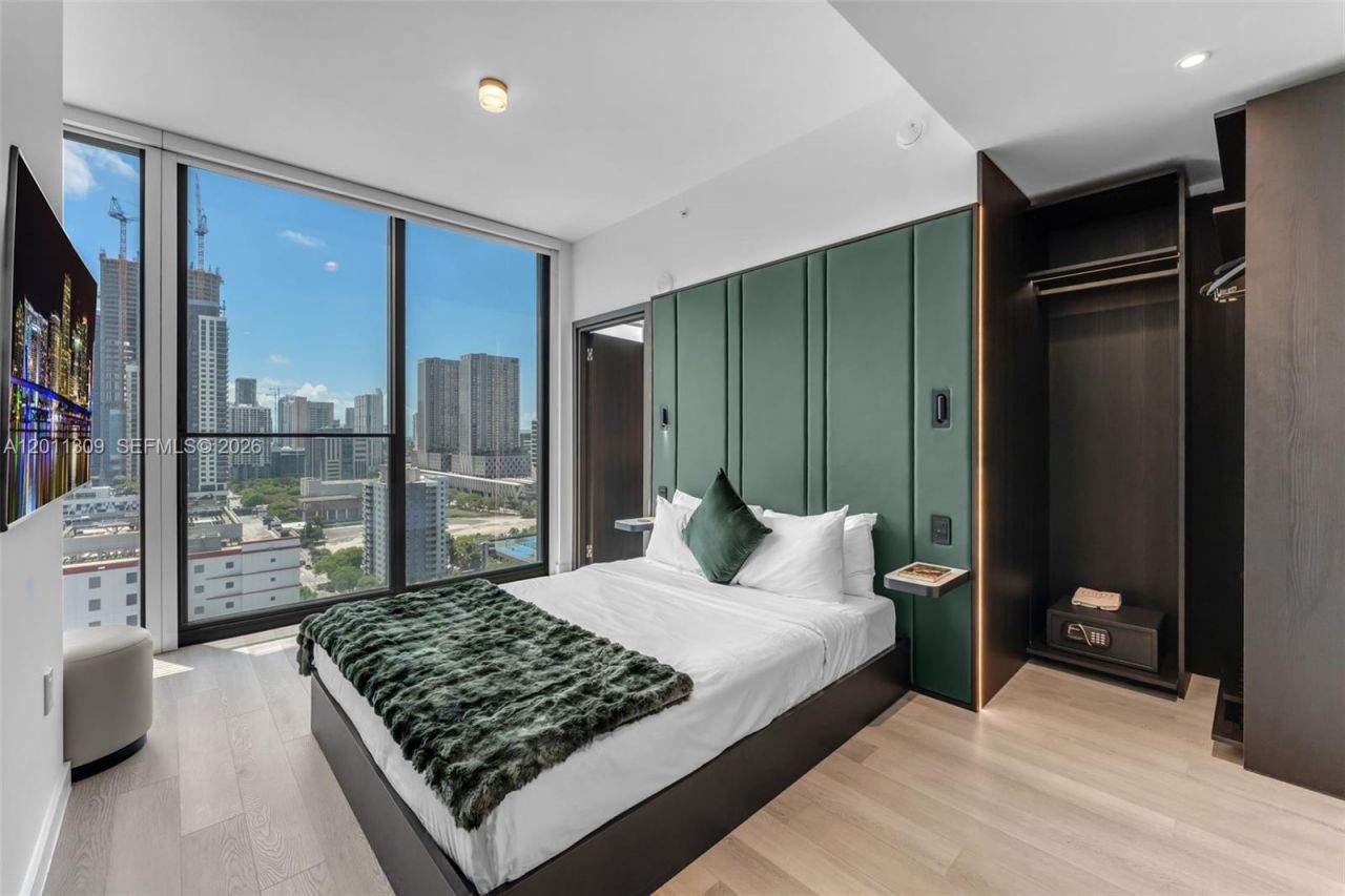 20 NE 11 St, Unit 3410, Miami, FL 33132 Photo