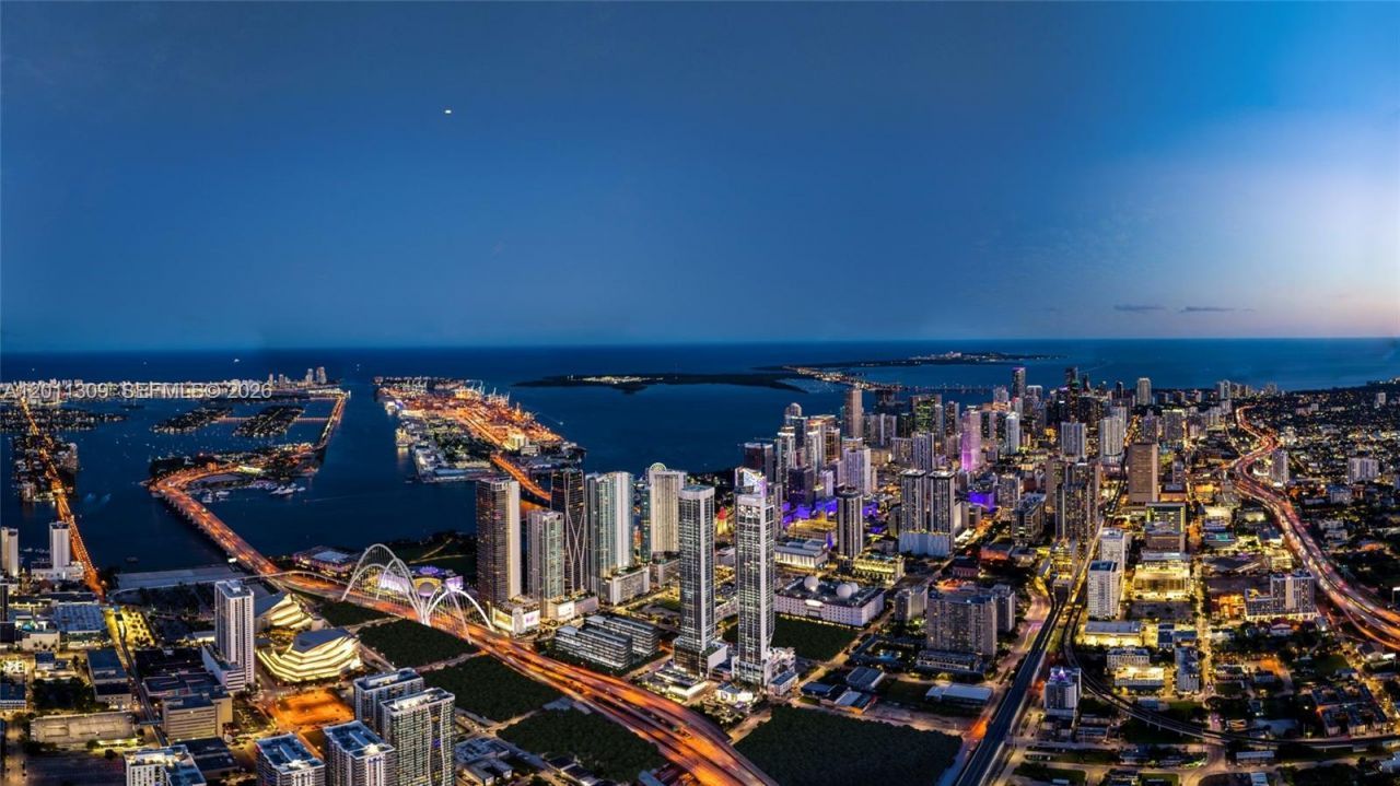20 NE 11 St, Unit 3410, Miami, FL 33132 Photo