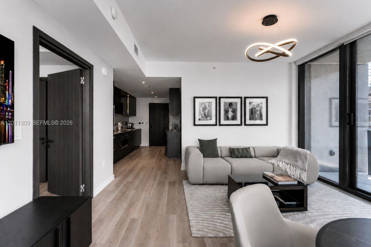 20 NE 11 St, Unit 3410, Miami, FL 33132 Photo