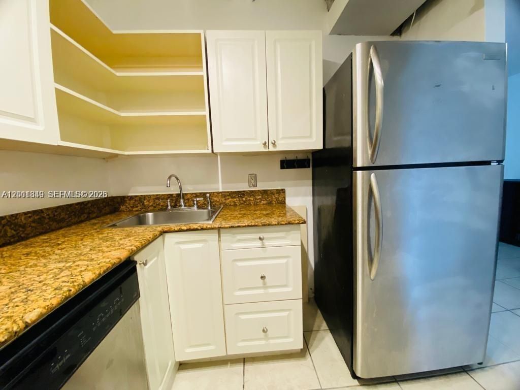 800 West Ave, Unit 905, Miami Beach, FL 33139 Photo