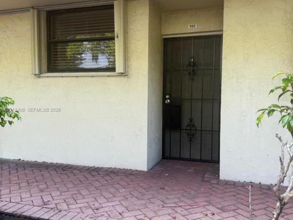 109 Lake Emerald Dr , Unit 102, Oakland Park, FL 33309