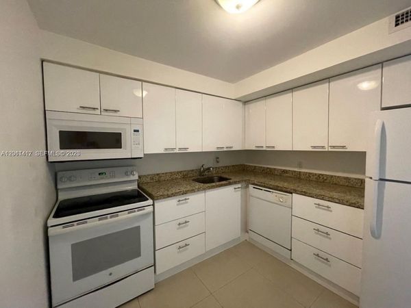 2049 S Ocean Dr, Unit 1504, Hallandale Beach, FL 33009