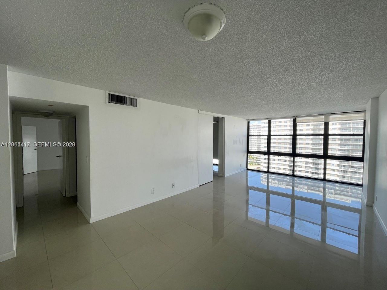 2049 S Ocean Dr, Unit 1504, Hallandale Beach, FL 33009 Photo