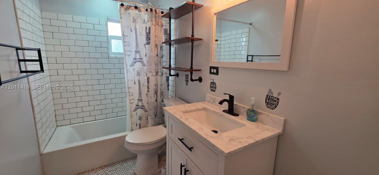 5900 Atlanta St , Hollywood, FL 33021 Photo